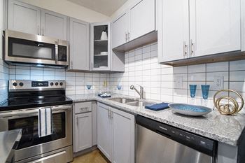 Granite Countertops in Kitchen and Bathrooms at Comet Bermuda Run, Bermuda Run, NC